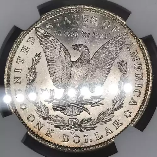 1900   (3)