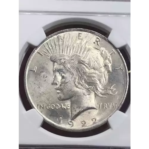 1922   (3)