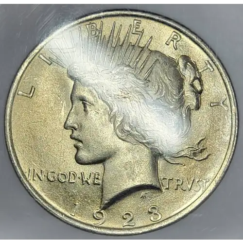 1923