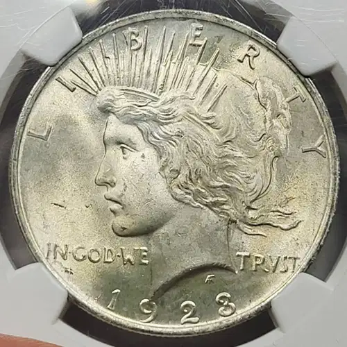 1923