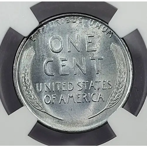 1943 (3)