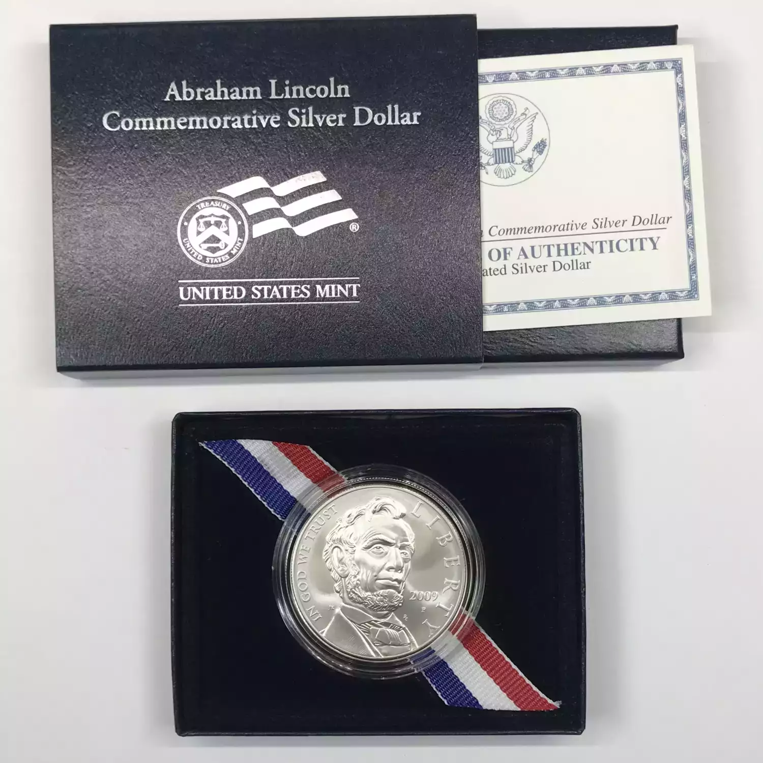 2009-P Abraham Lincoln Bicentennial Uncirculated Silver Dollar US Mint Box & COA