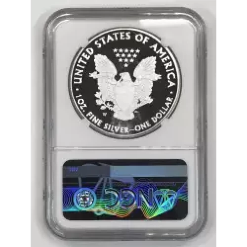2018 W Early Releases ULTRA CAMEO