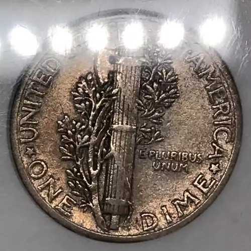Dimes---Winged Liberty Head or Mercury 1916-1945 -Silver- 1 Dime (5)