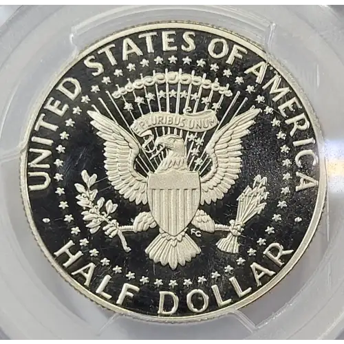 Half Dollars---Kennedy 1971-Present -Copper-Nickel- 0.5 Dollar (4)