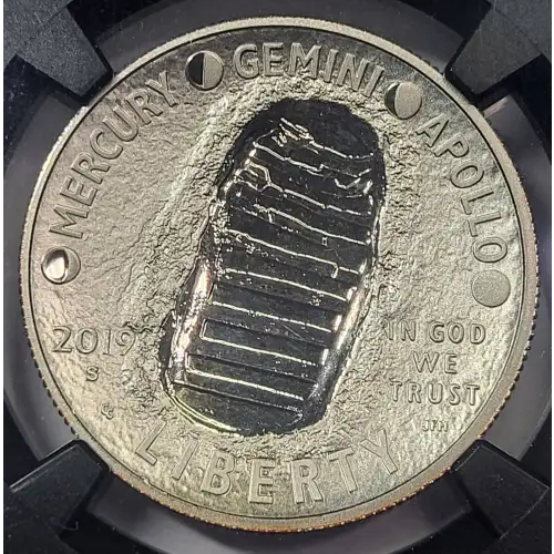 Modern Commemoratives ---Apollo 11 50th Anniversary 2019 -Copper-Nickel- 0.5 Dollar (2)